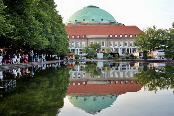 100J_Stadthalle   073.jpg